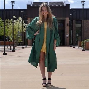 Meet your Posher, Grace